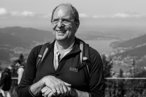 Peter Herrchen, sportlich aktiv mit zwei künstlichen Hüften, die er seit 1997 bzw. 2008 hat.